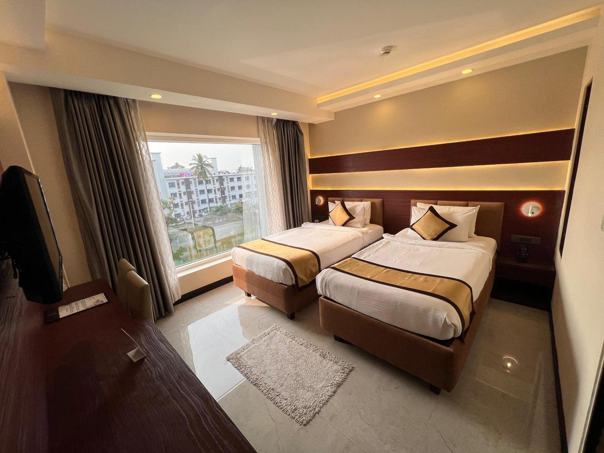 Hotel Golden Retreat Baharampur Exterior foto