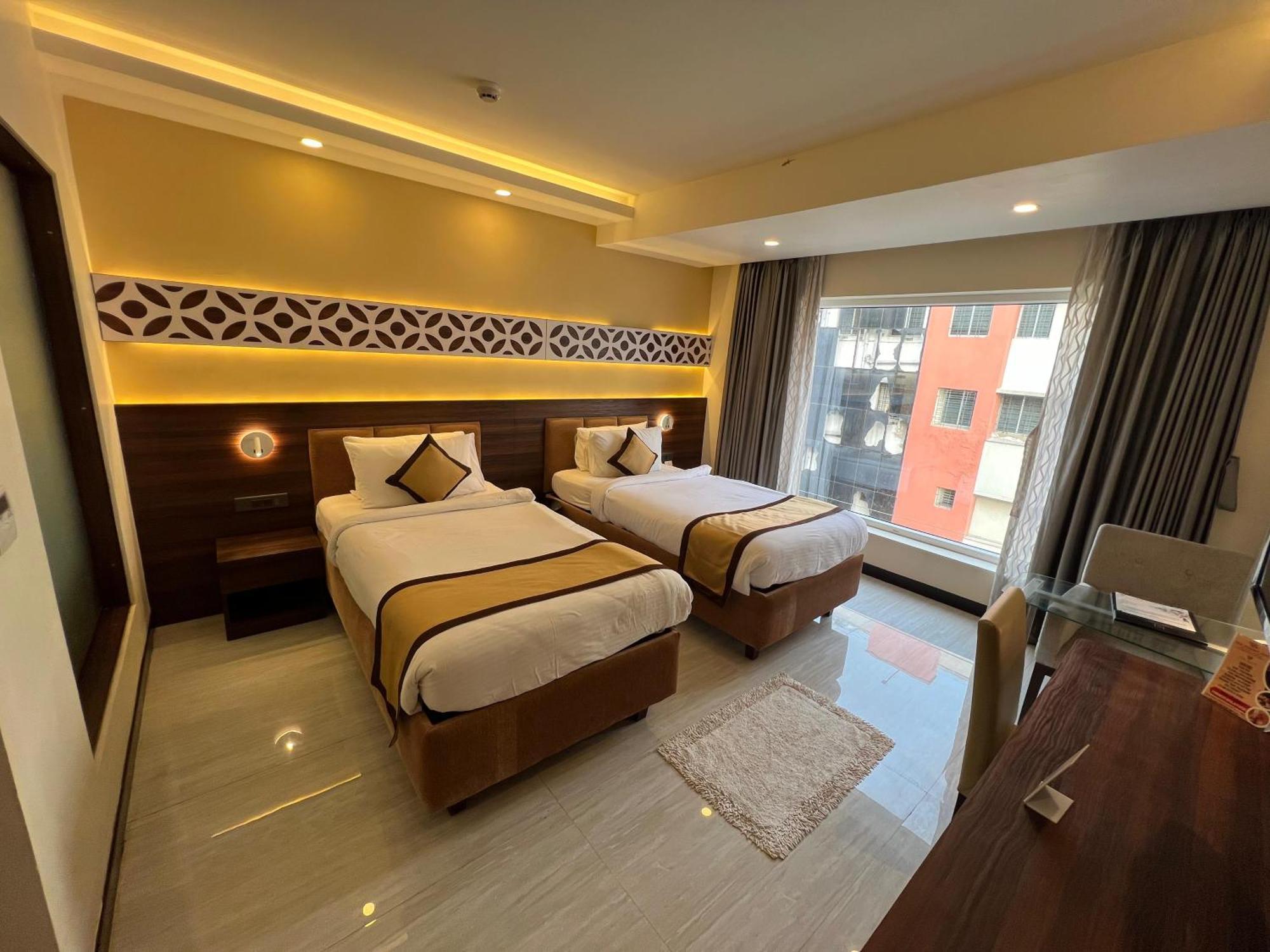 Hotel Golden Retreat Baharampur Exterior foto